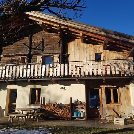 הוטלוס Aux Fermes De La Croix, Maison D'Hotes, Spa מראה חיצוני תמונה
