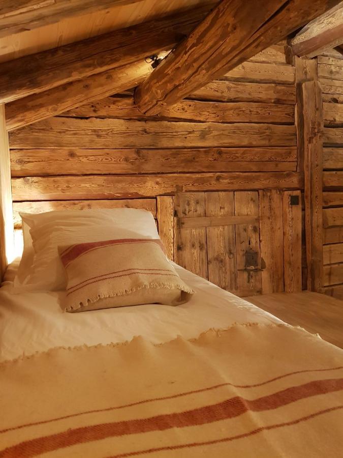 הוטלוס Aux Fermes De La Croix, Maison D'Hotes, Spa מראה חיצוני תמונה